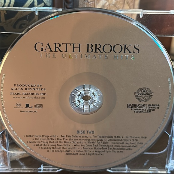 Garth Brooks the Ultimate Hits 3 disc Set - Picture 11 of 16